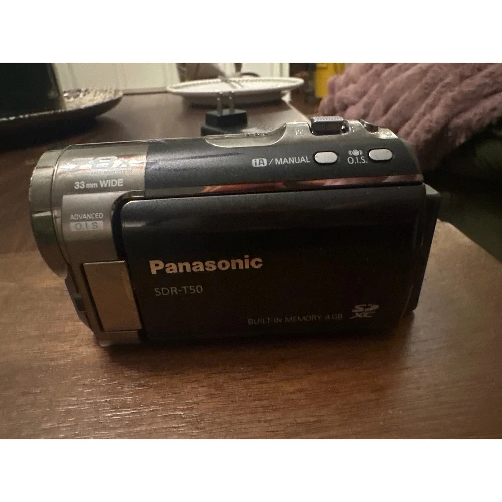 Panasonic SDR-T50 Camcorder 78x Optical Zoom 4GB Memory Black Video Camera Boxed